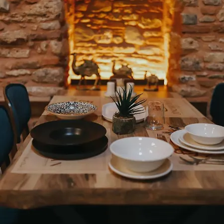 Fibar Zincirlihan Hotell *